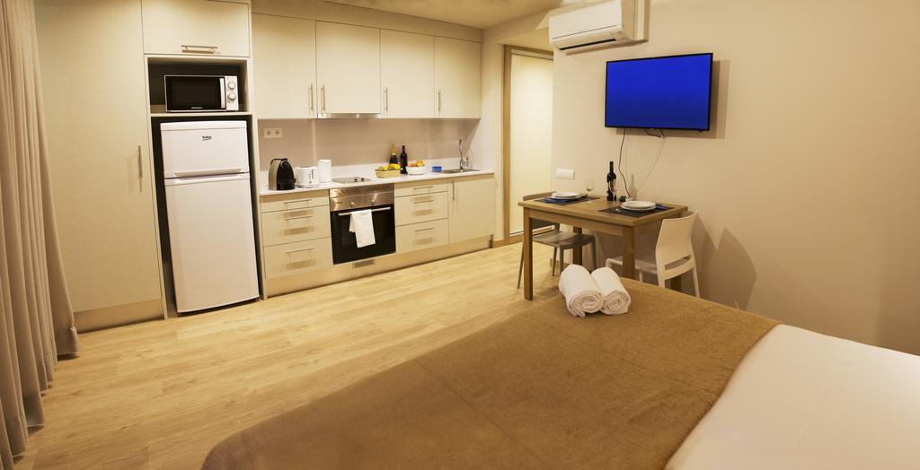 Apartamentos Voramar Castelldefels Ngoại thất bức ảnh