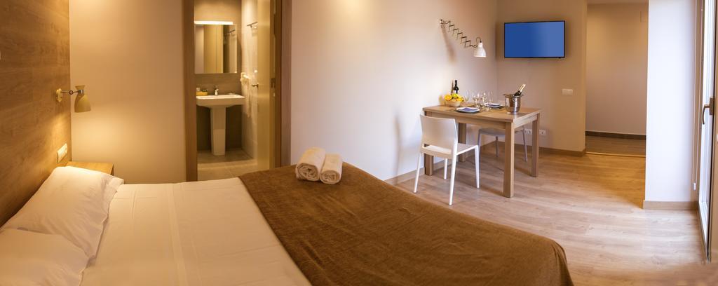 Apartamentos Voramar Castelldefels Ngoại thất bức ảnh