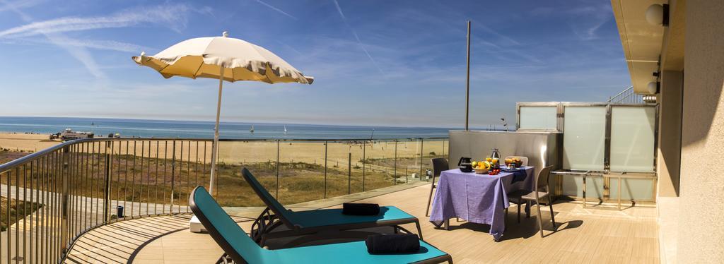 Apartamentos Voramar Castelldefels Ngoại thất bức ảnh